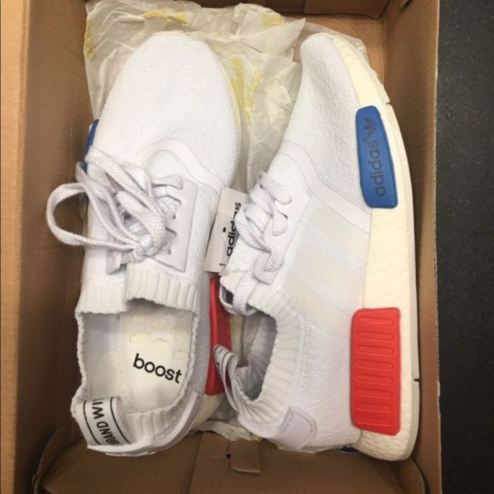 Woman Adidas NMD size 6